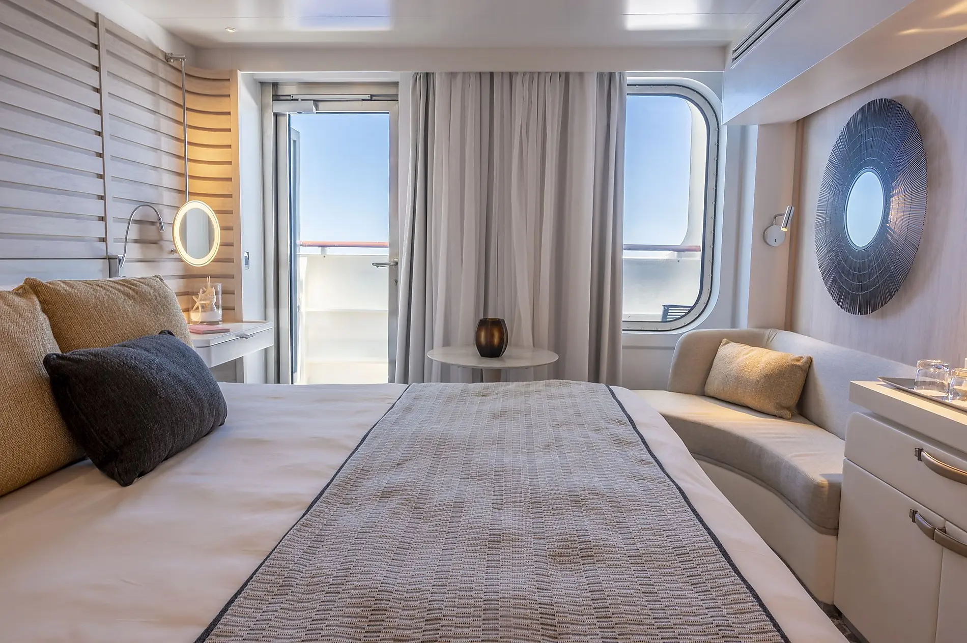 Deluxe Stateroom